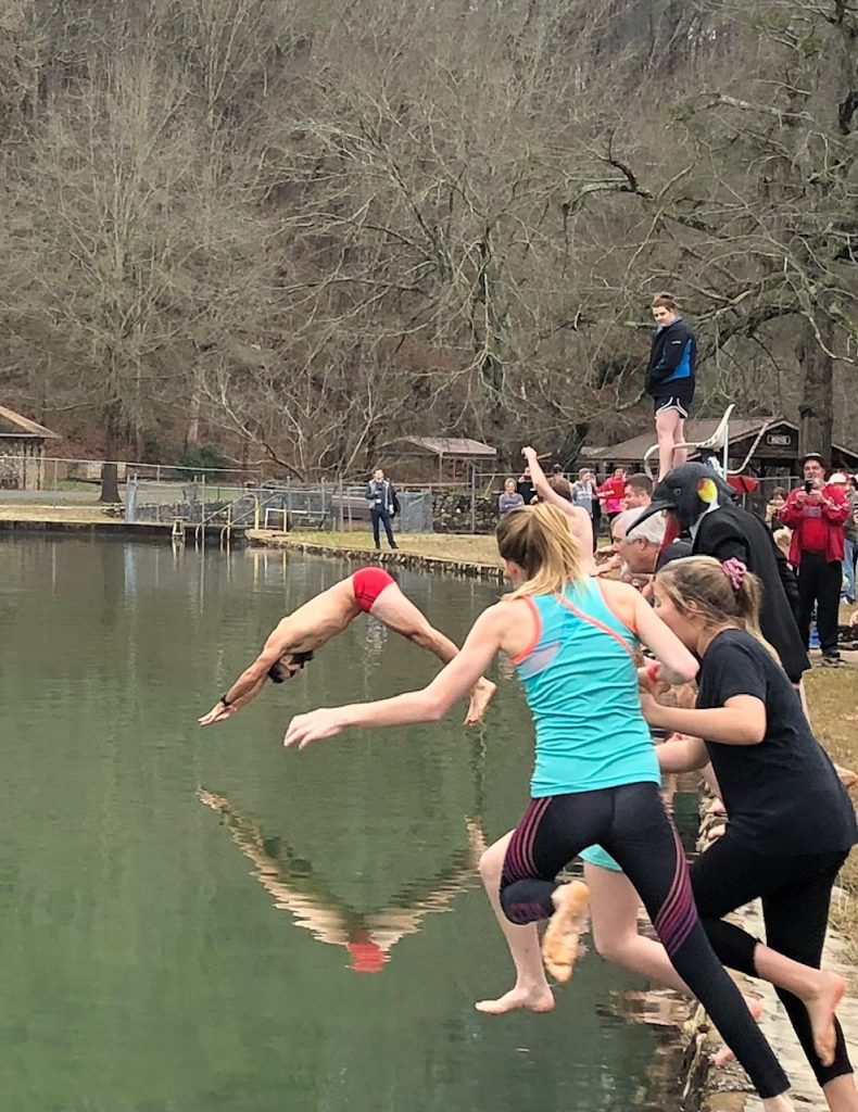 CAVE SPRING POLAR PLUNGE SET FOR JANUARY 1ST | WLAQ-AM